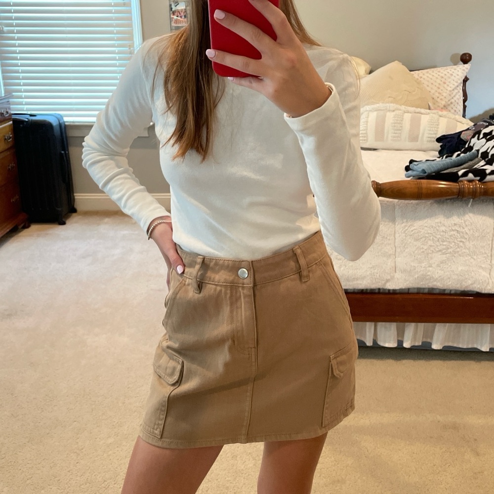 Pacsun tan cargo mini skirt